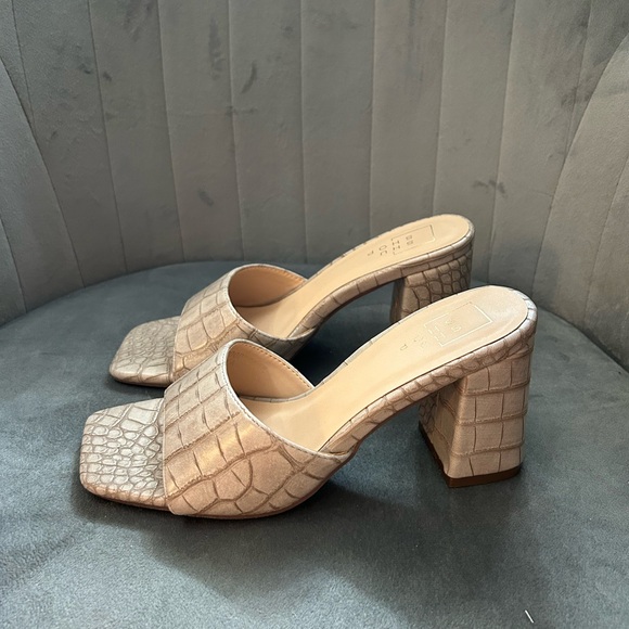 Shu Shop Hayat Heels - size 6.5 - Picture 1 of 8